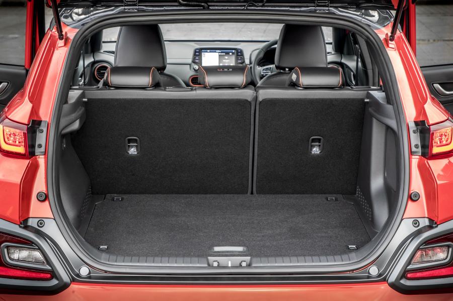 Багажник Hyundai Kona AWD (OS) 2017 года  (UK) (фото 11 из 40)